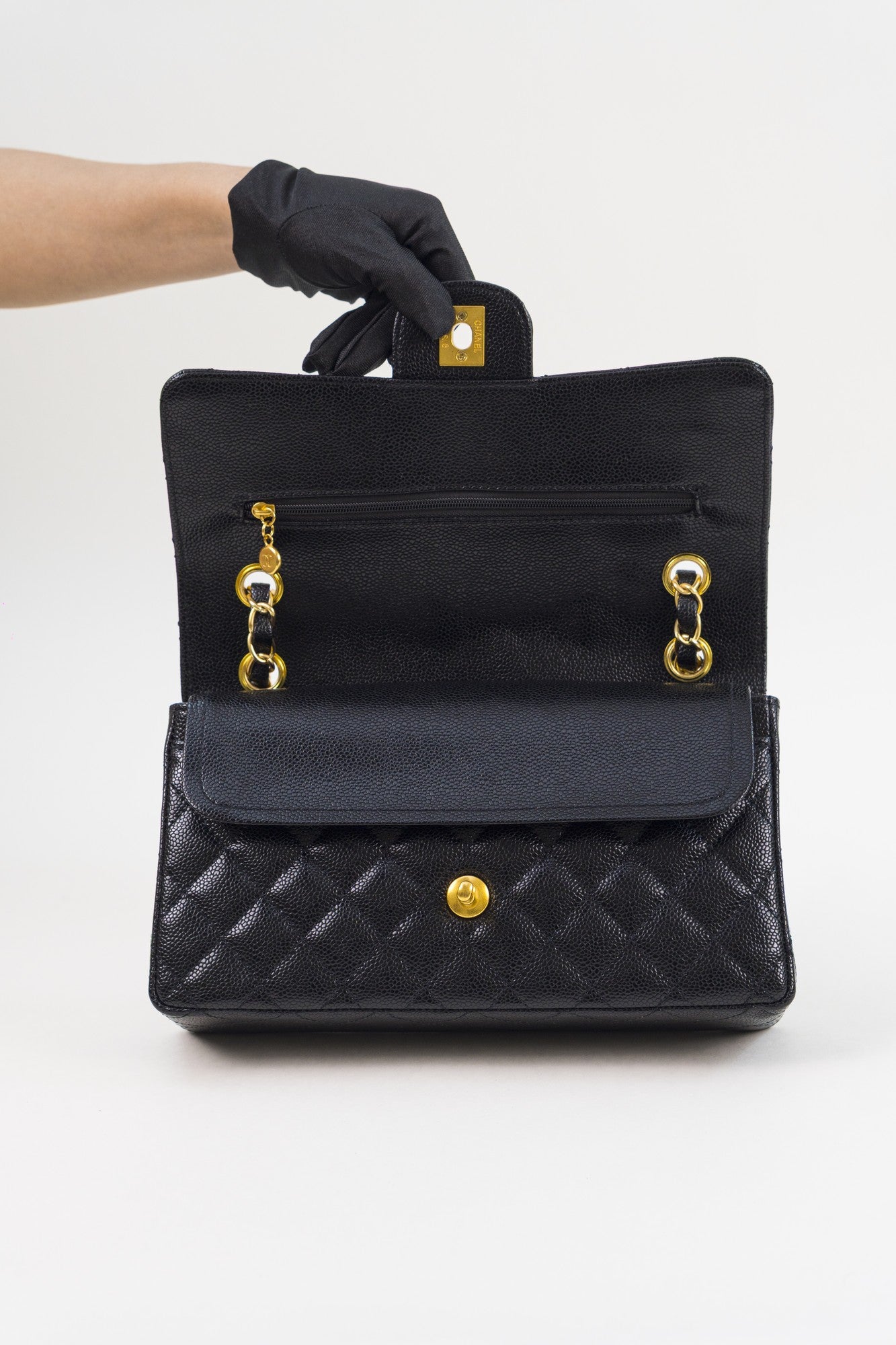 Saloria CNL Flap in Black