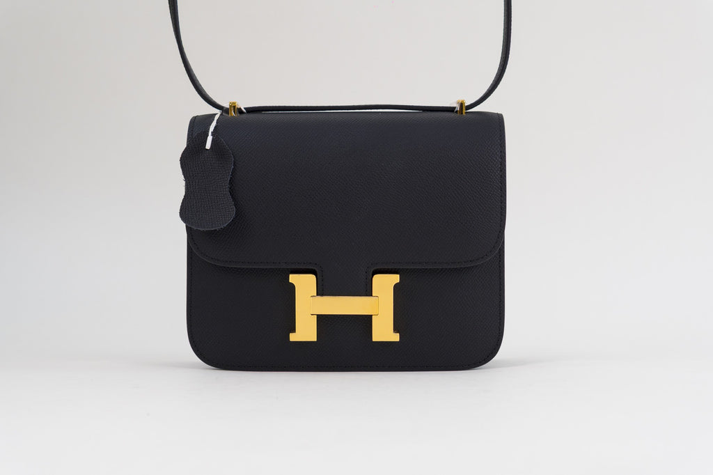 Saloria Constance 18 in Black