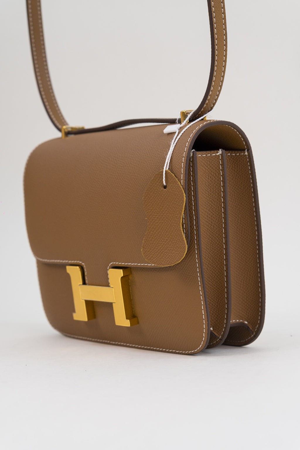 Saloria Constance 18 in Brown