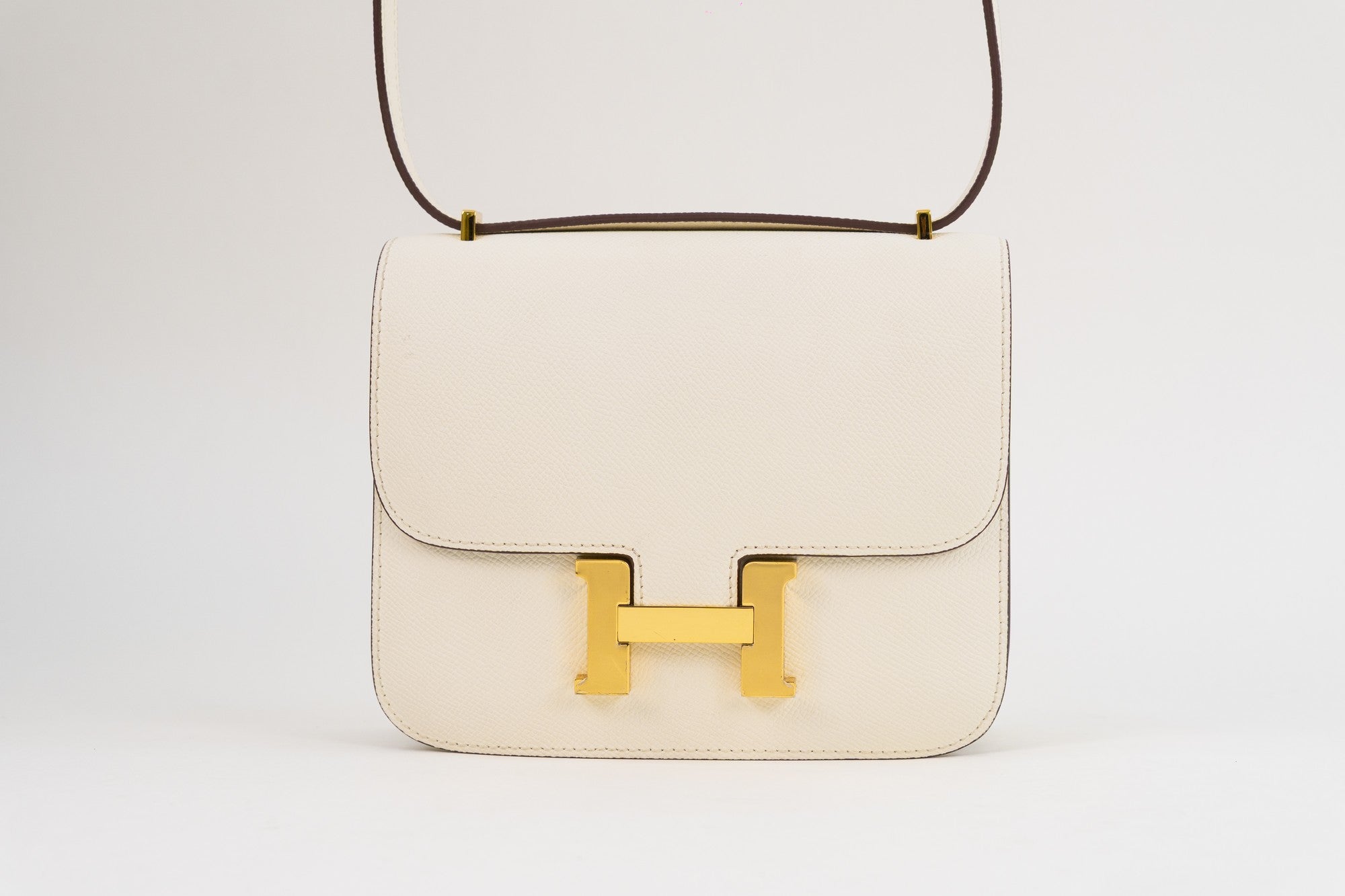Saloria Constance 18 in White