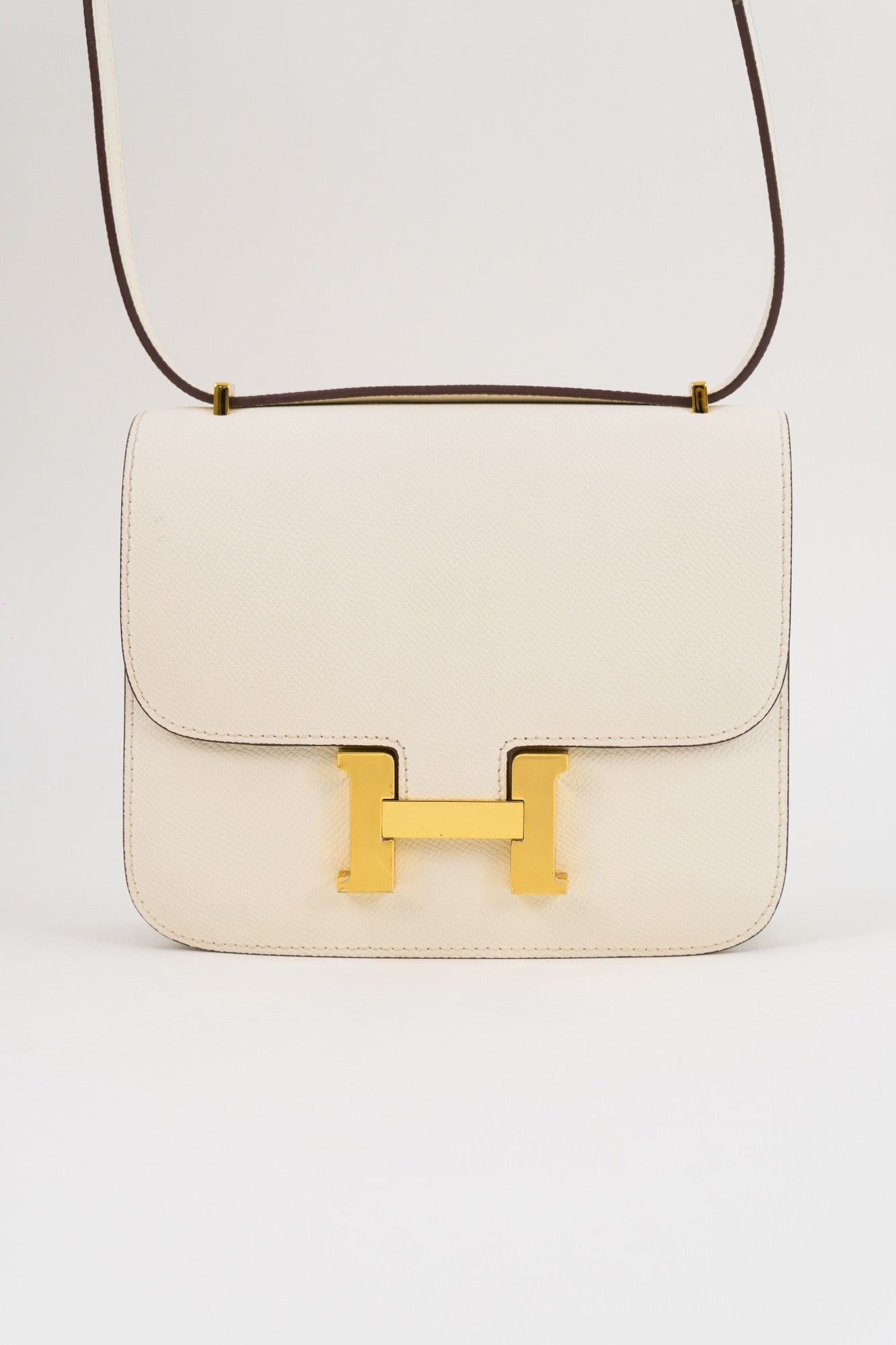 Saloria Constance 18 in White