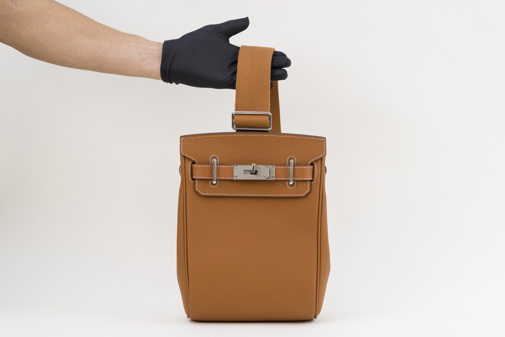 Saloria Hac-A-Dos in Brown