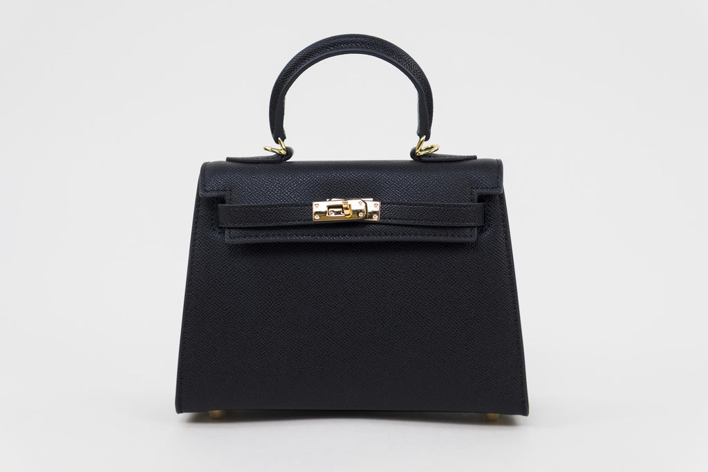 Saloria Kelly 22 in Black