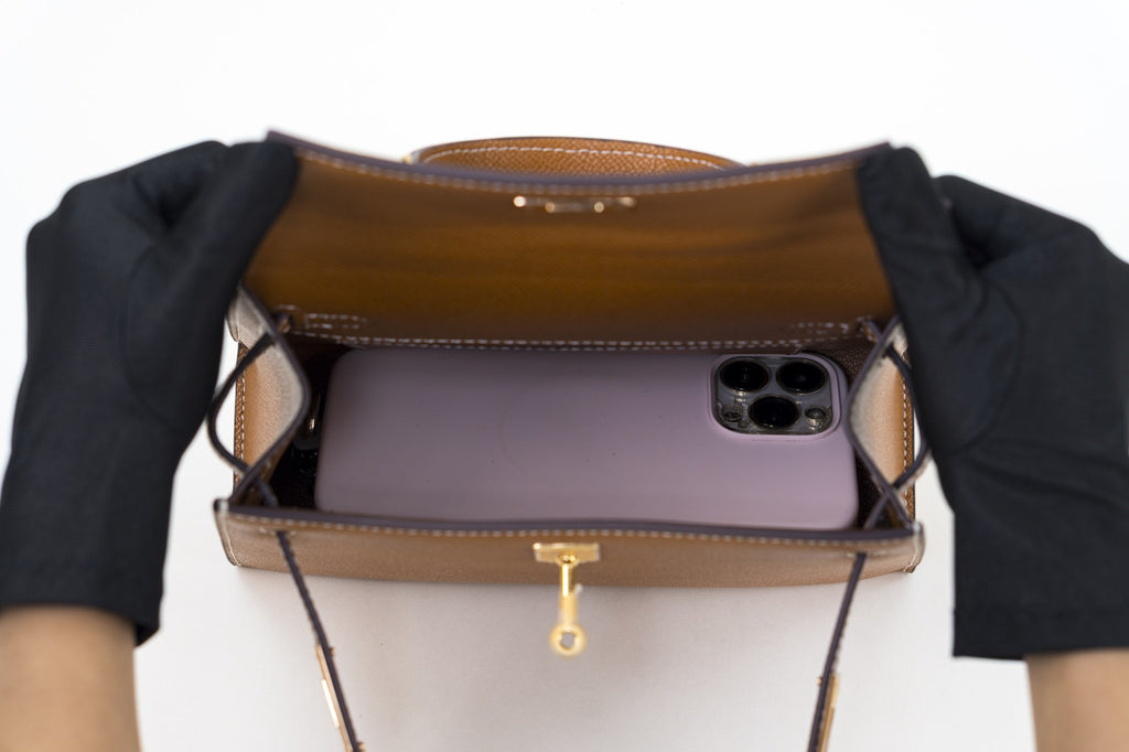 Saloria Kelly 22 in Brown