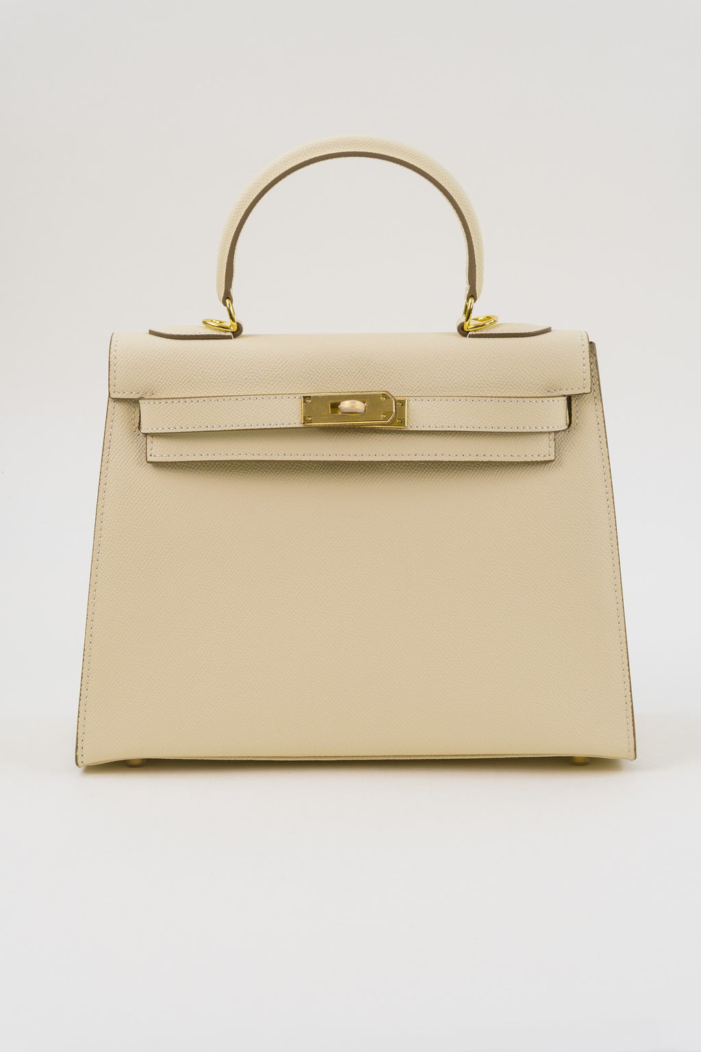 Saloria Kelly 22 in White