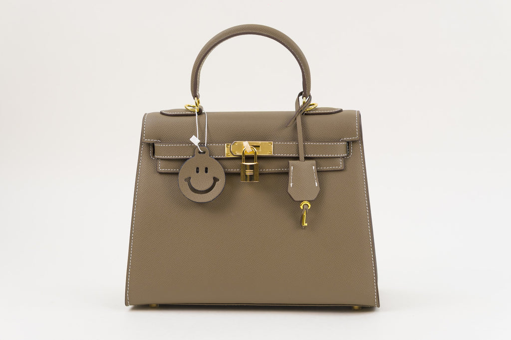 Saloria Kelly 28 in Khaki
