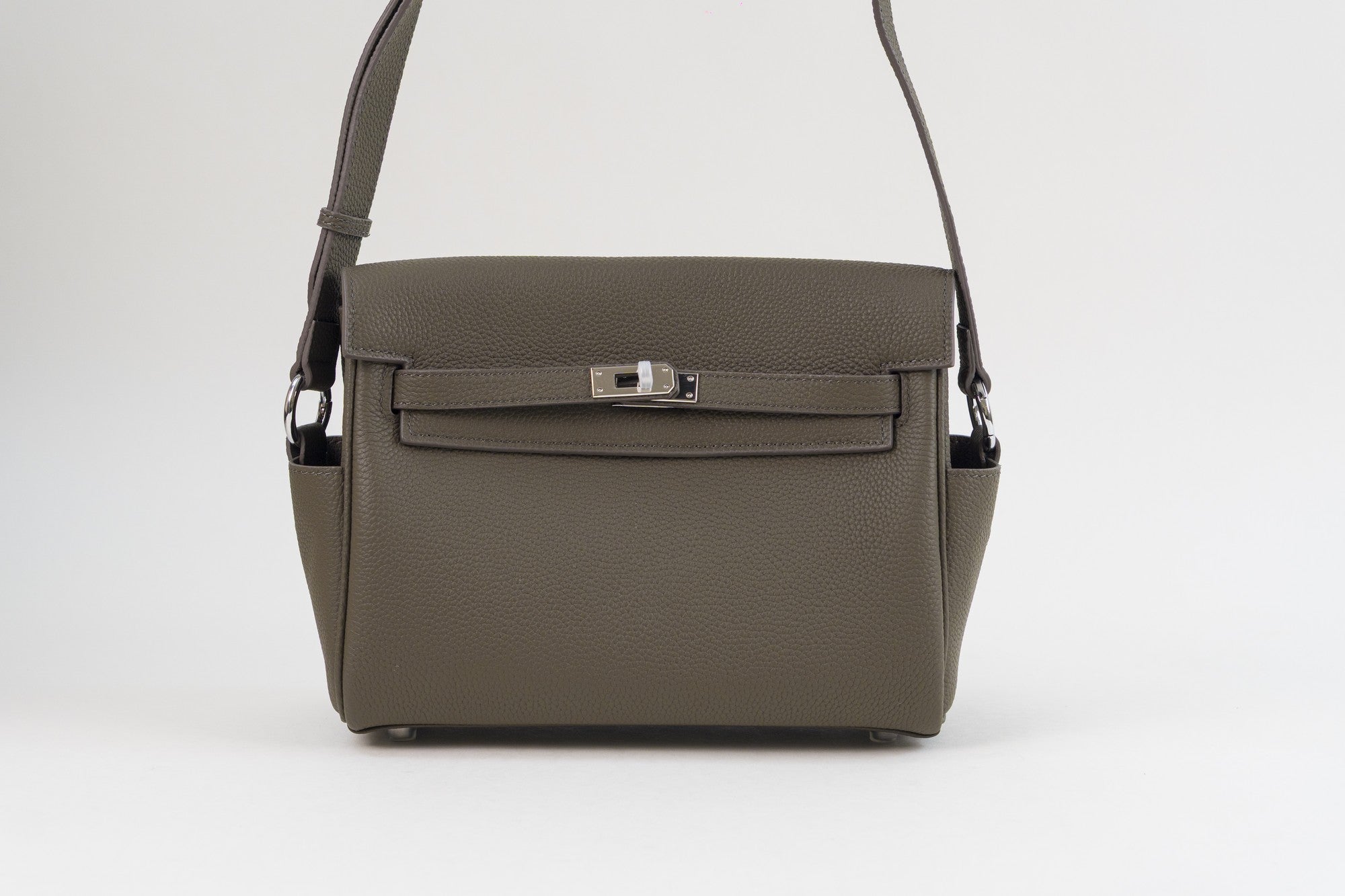 Saloria Messenger in Choco B.